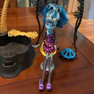 Monster High Color-Changing Doll
